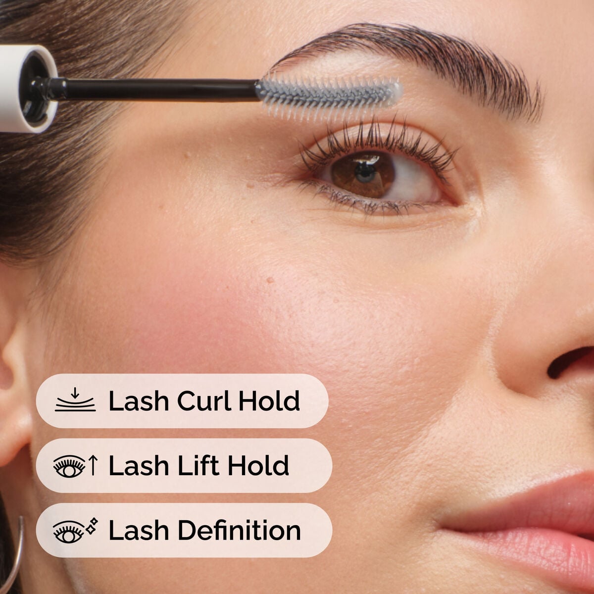 lash-curl-finisher-f1 ord-lash-curl-finisher-model-application-with-benefits.jpg